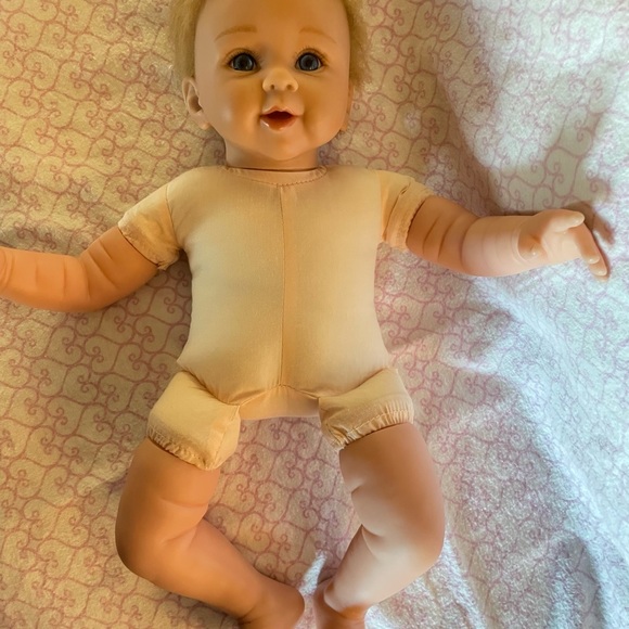 Ashton Drake So Truly Real Doll - Picture 6 of 7